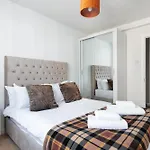 - Cozy 3 Bed House On A Quiet Mews -